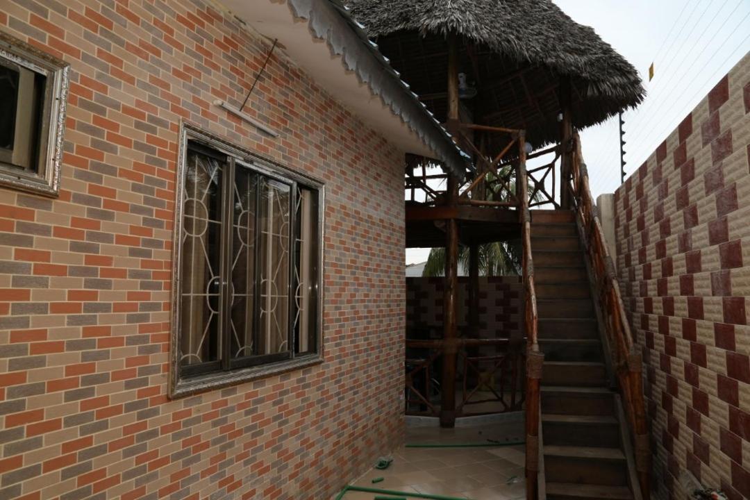 Dalma Lodge Bububu Esterno foto